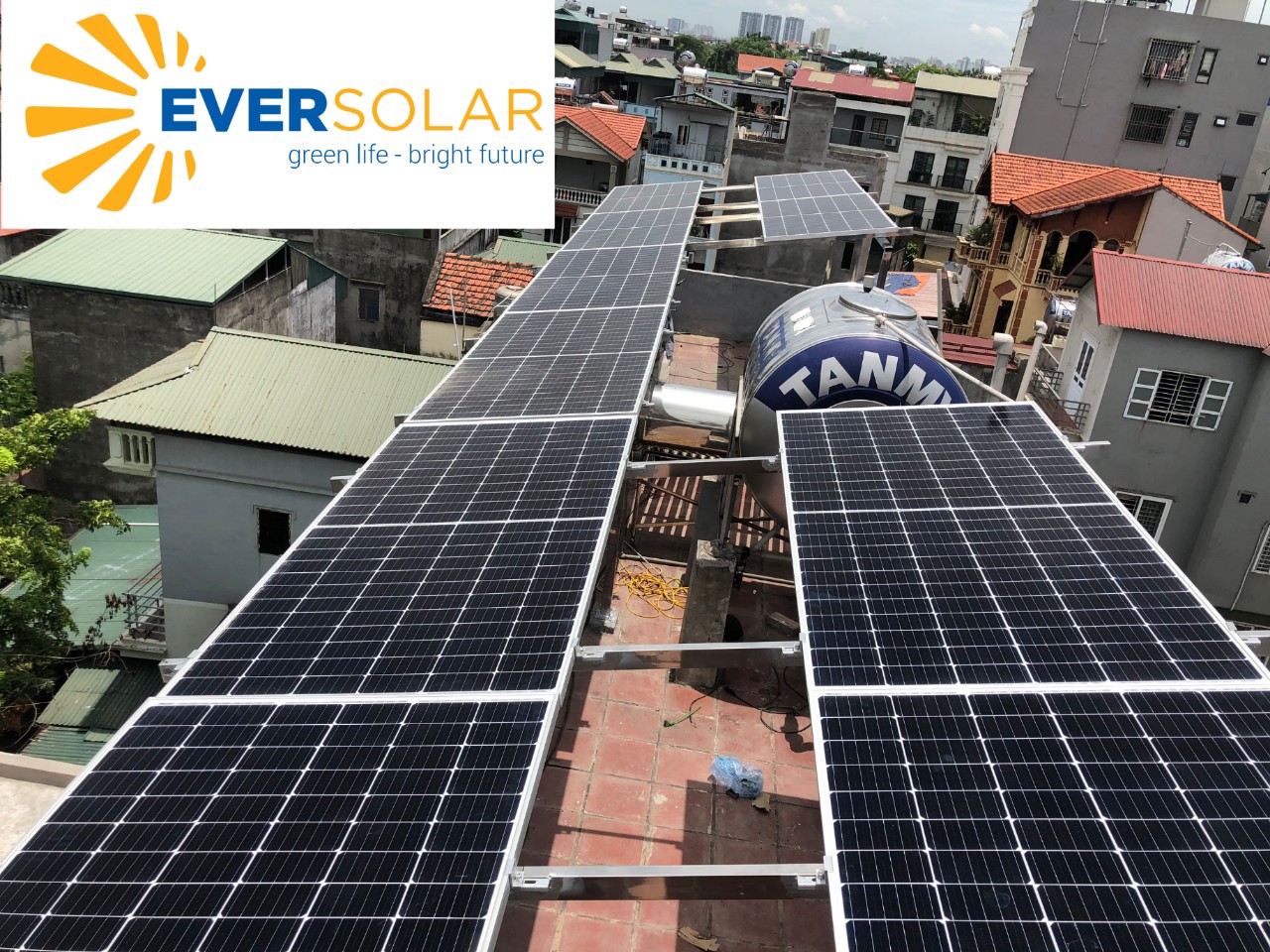 Công trình điện mặt trời 5,1 KW tại ngõ 38 phố Tư Đình Long Biên Hà Nội